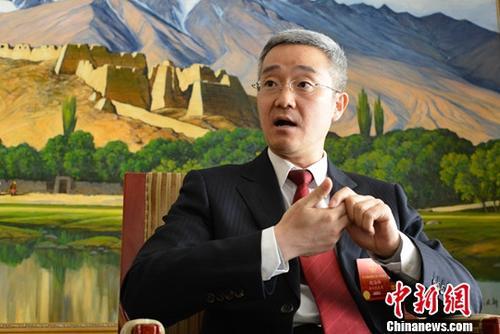 資料圖:胡海峰接受<a target='_blank' >中新社</a>記者采訪。<a target='_blank' >中新社</a>記者 滿會(huì)喬 攝 點(diǎn)擊進(jìn)入下一頁(yè)