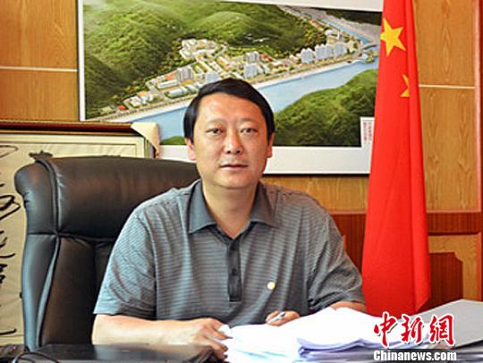 四川丹巴縣長突發(fā)心臟病去世(圖)