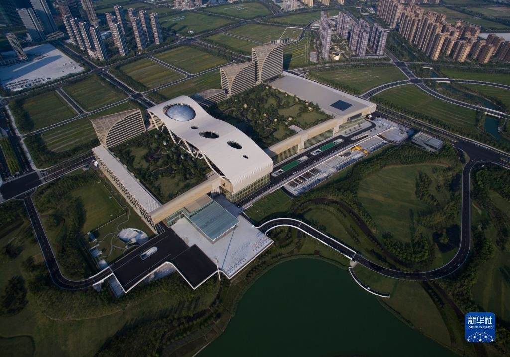 這是二十國集團領導人杭州峰會主場館——杭州國際博覽中心(2016年8月25日攝)。新華社記者 黃宗治 攝 這是二十國集團領導人杭州峰會主場館——杭州國際博覽中心(2016年8月25日攝)。新華社記者 黃宗治 攝