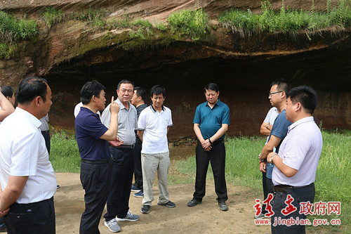 14981000266644743_副本.jpg