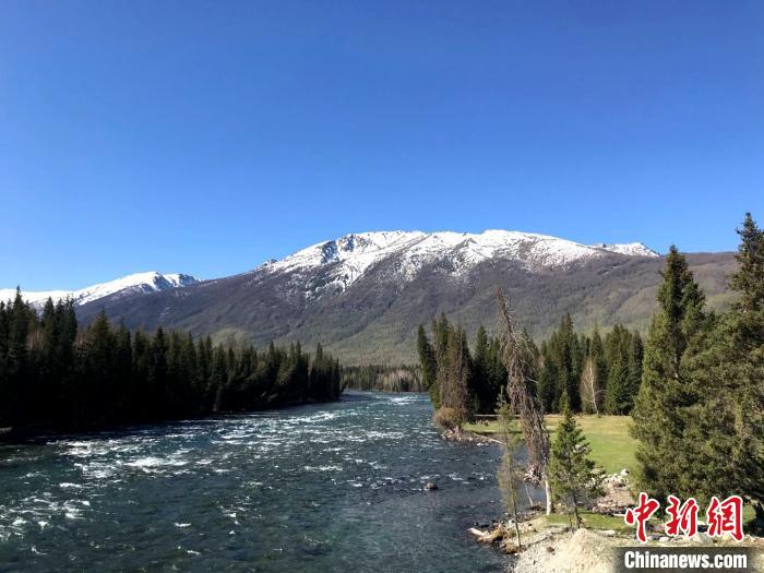 新疆阿勒泰:推出多項(xiàng)優(yōu)惠政策所有A級(jí)景區(qū)免門票