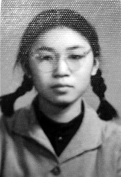 開(kāi)國(guó)上將宋任窮之女向文革受害老師同學(xué)道歉