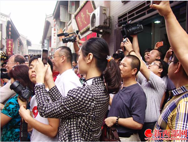 QQ截圖20140918100445.jpg