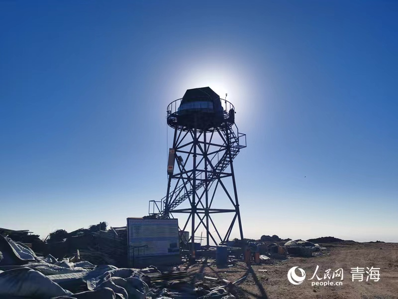 建設(shè)中的冷湖天文觀測基地一角。人民網(wǎng) 甘海瓊攝 建設(shè)中的冷湖天文觀測基地一角。人民網(wǎng) 甘海瓊攝