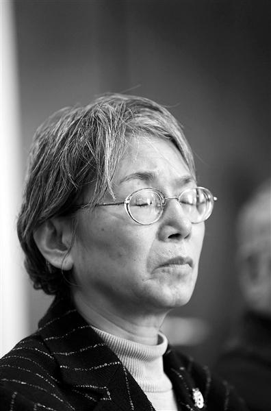 開(kāi)國(guó)上將宋任窮之女向文革受害老師同學(xué)道歉