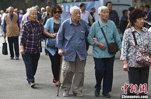 退休人員資料圖。<a target='_blank' >中新社</a>記者 泱波 攝 點擊進入下一頁