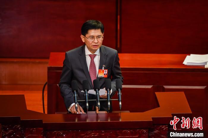 藍(lán)天立任廣西壯族自治區(qū)代主席