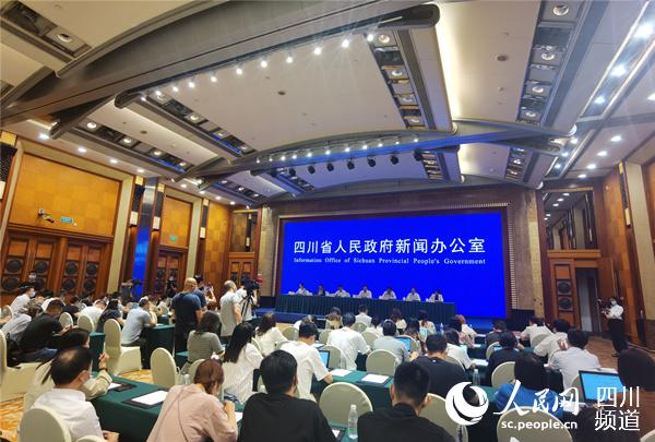 新聞發(fā)布會現(xiàn)場。人民網(wǎng) 王洪江攝